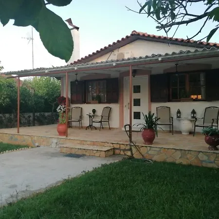 Tota'S Family House, 4 Min Walk To The Beach Levendokhorion Exterior photo