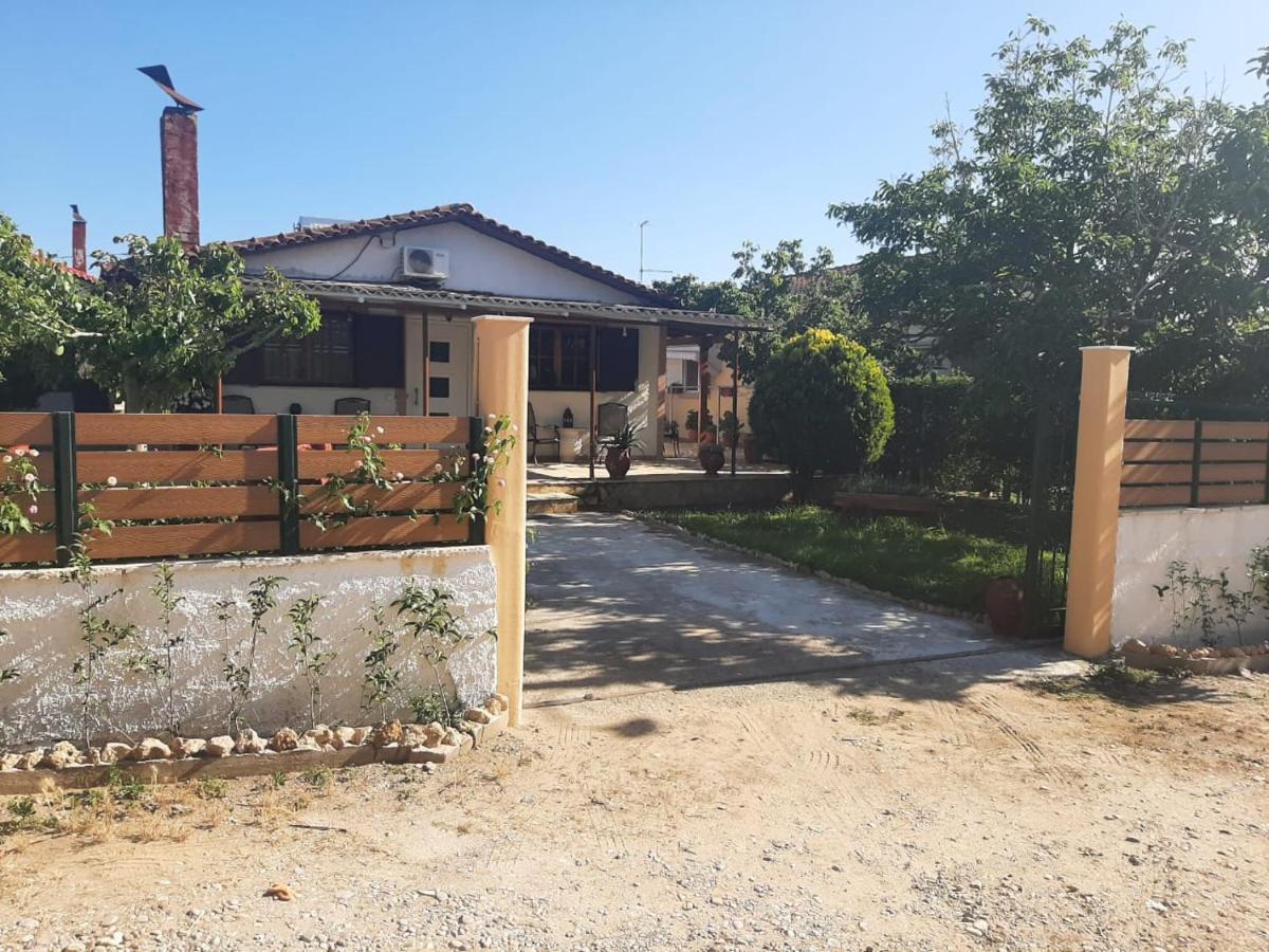 Casa vacanze Tota's Family House, 4 Min Walk To The Levendokhórion