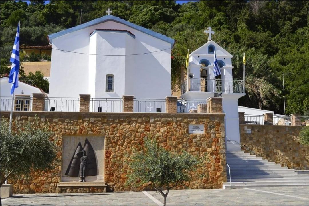 Tota's Family House, 4 Min Walk To The * Λεβεντοχώρι