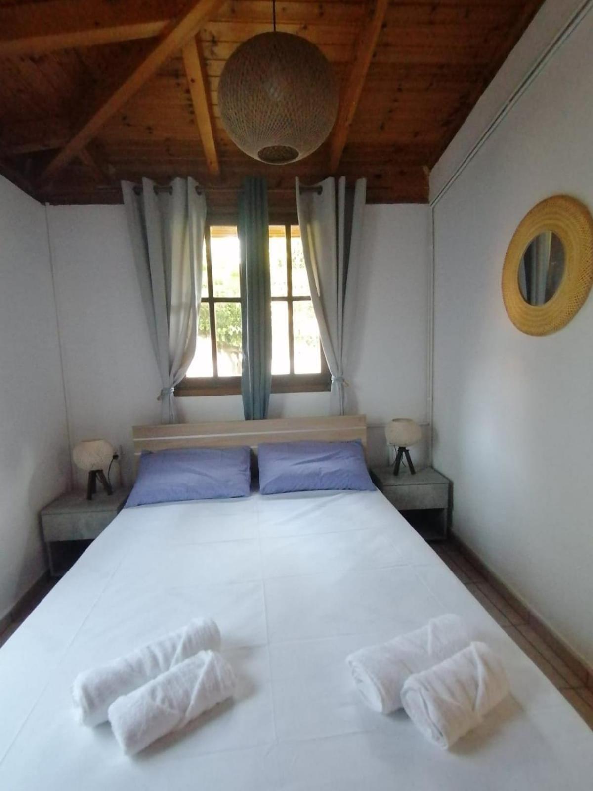 Tota's Family House, 4 Min Walk To The