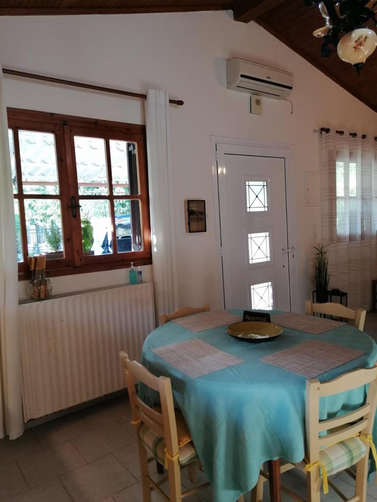 Tota's Family House, 4 Min Walk To The Casa vacanze